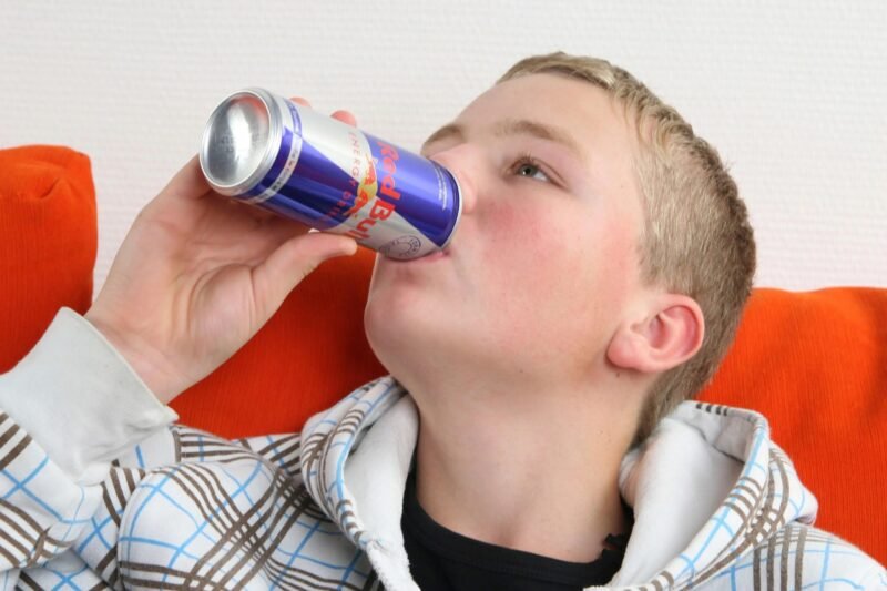 ENERGY-DRINKS IM FOKUS! JUGEND UNTER STROM?